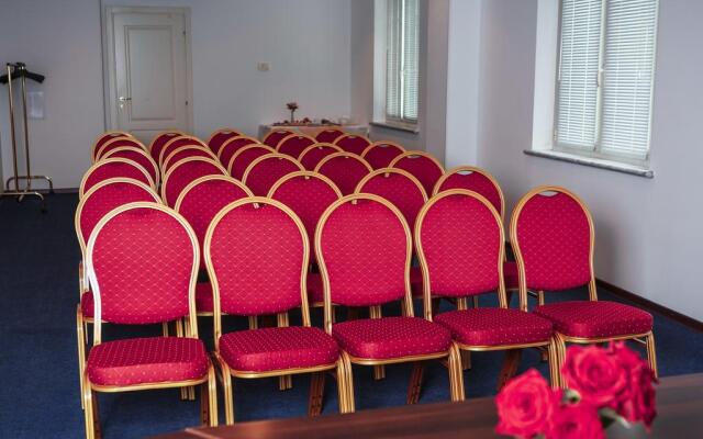 Pushkin Hotel