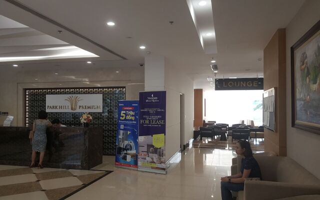 Hanoi Parkhill Premium Deluxe Condo
