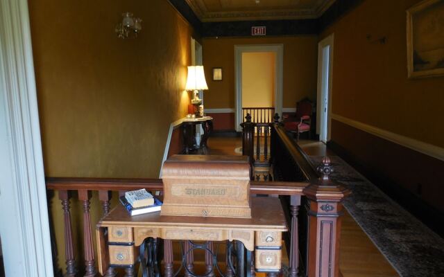 The Proctor Mansion Inn