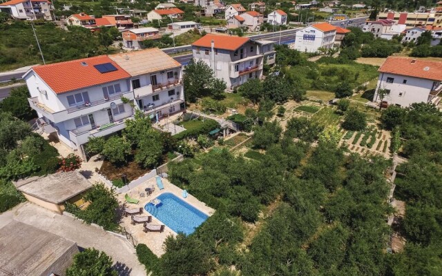 Beautiful Home in Kastel Sucurac With Wifi and 1 Bedrooms