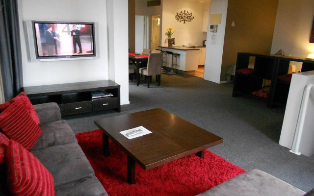 Best Western Riverside Apartments