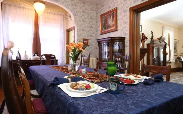 Beauclaires Bed & Breakfast Inn