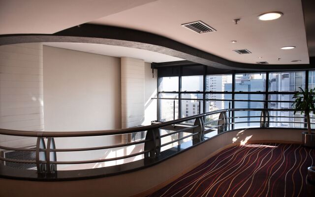Manhattan Porto Alegre by Mercure