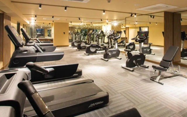 Lemon Tree Premier City Center Pune