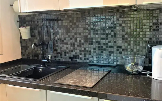Borsa 1- Bright apartment with balcony