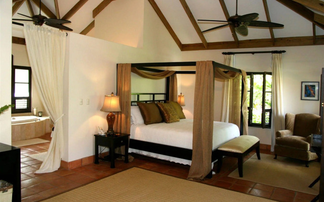 Sea Horse Ranch Luxury Resort