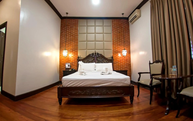 Vigan Plaza Hotel
