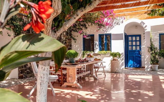 Santorini Mystique Garden