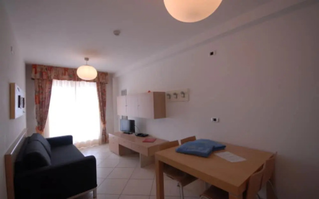 Seaside Escape Apartment With Pool View