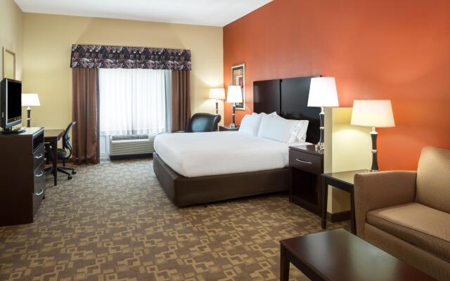 Holiday Inn Express & Suites Lexington Dtwn Area-Keenland by IHG