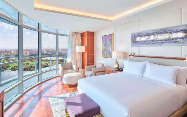Hilton Cairo Nile Maadi