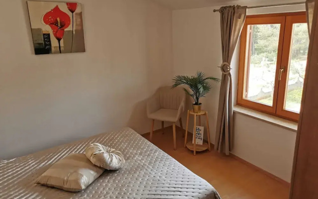 Modern and Bright Fazana Apartment With Balcony and Sea View