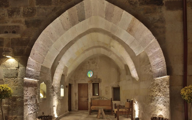 Aren Cave Hotel