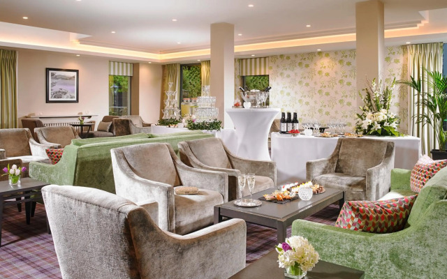 Hotel Actons