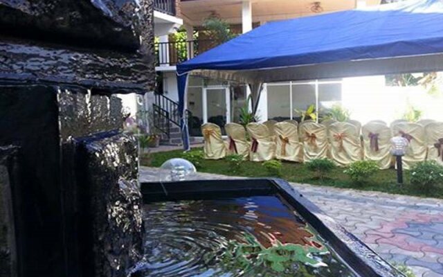 Farmer Resort