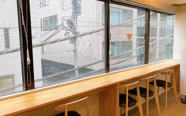 bnb+ Shinbashi - Hostel