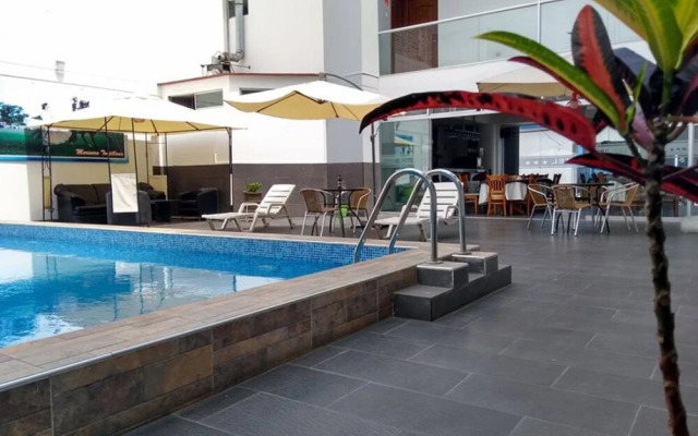 Hotel Libertad Huanchaco