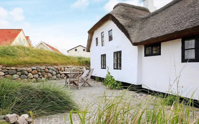Rustic Holiday Home in Løkken near Sea
