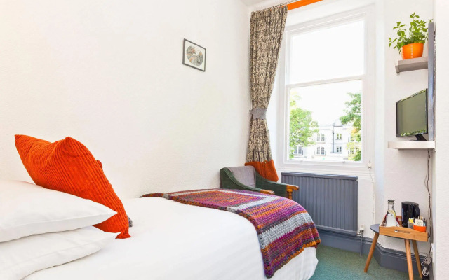 Lyndhurst Guest House