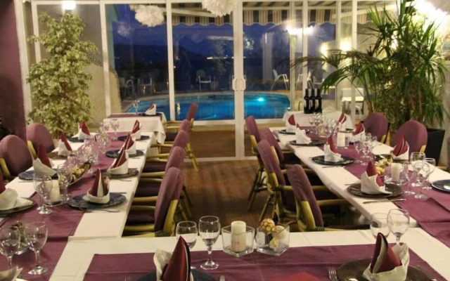 Hotel La Riviera