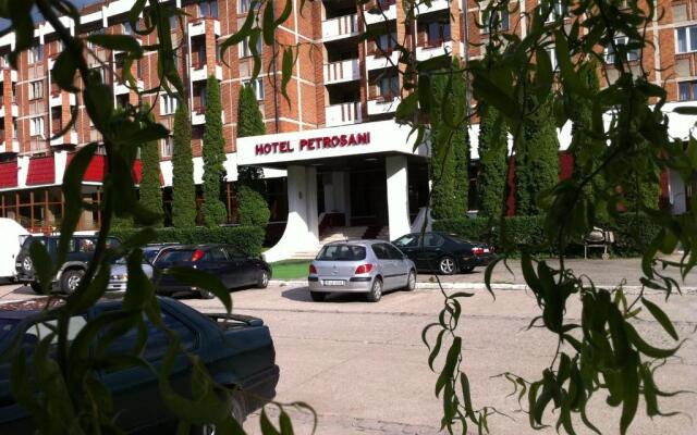 Hotel Petroşani