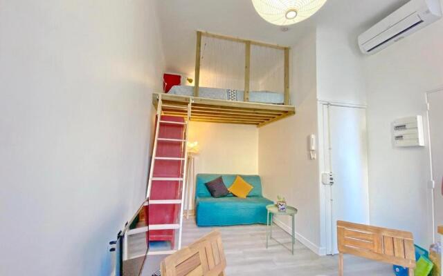 Cocon au Soleil 1827