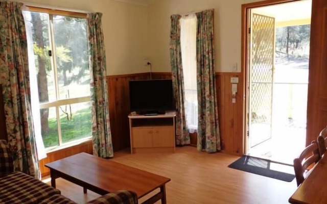 Sandy Hollow Tourist Park