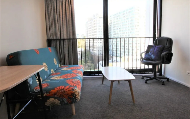 Brand-new & Comfy Two-bedroom Apt near Harbour