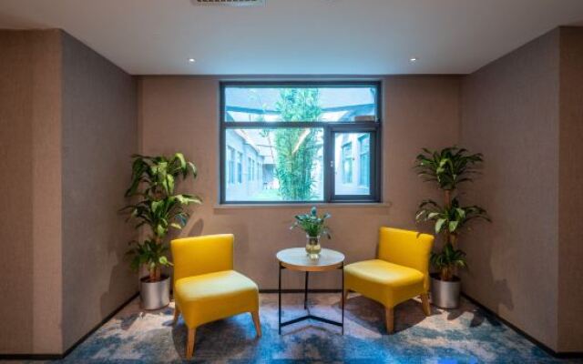 Yunli Hotel (Beijing Chaoyang Park Guomao Business District)