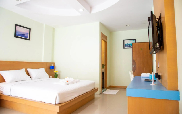 Patong Eyes Hotel