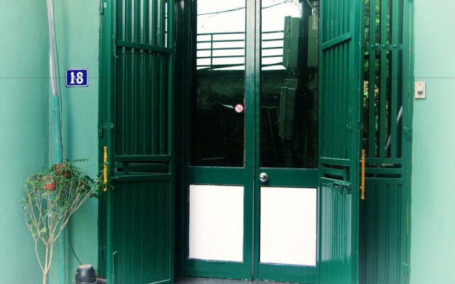 The Tent Homestay Hanoi Opera