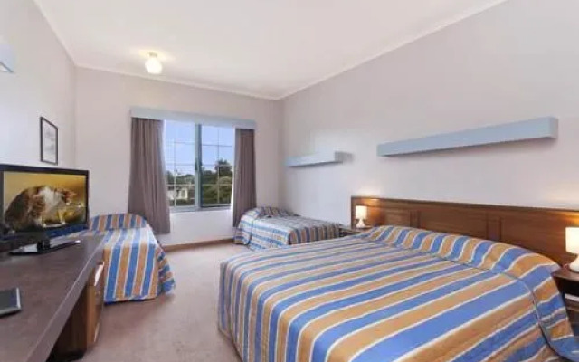 William Dutton Motel Portland