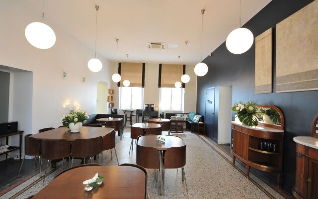 The Originals Boutique Hotel Victoria Fontainebleau