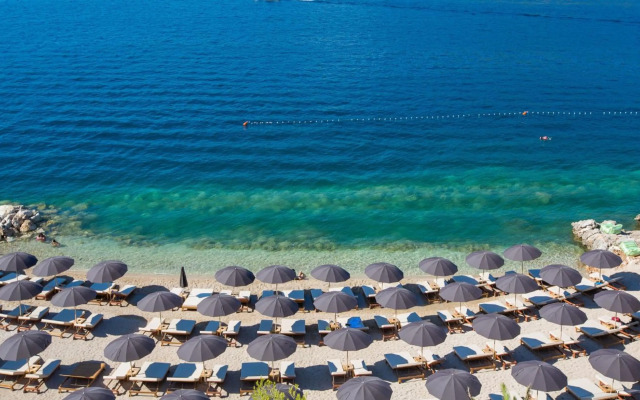 Valamar Lacroma Hotel