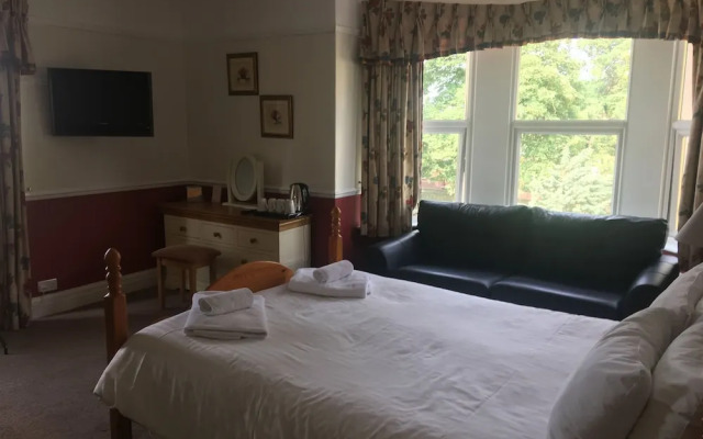 Winston Manor