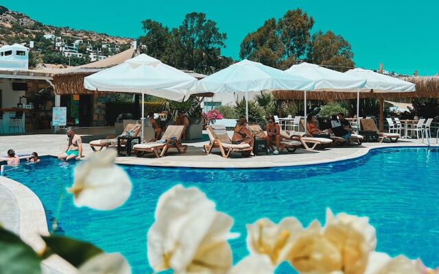Genc Hotel