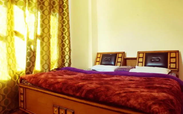 Nomads Hostel