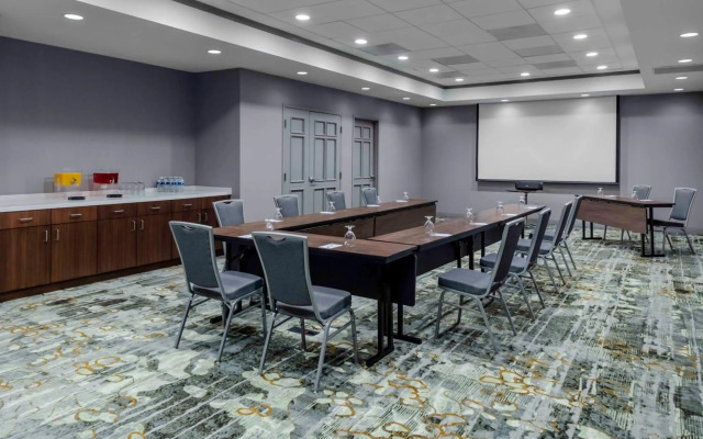 Hampton Inn & Suites Arlington Crystal City DCA