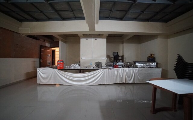 Collection O 41226 Ramji's Residency