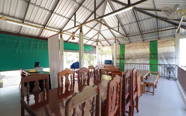 OYO 553 Kongsup Resort