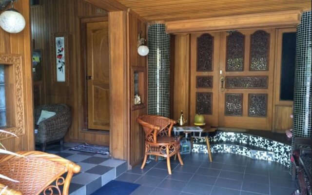 Kaung Lay Inn