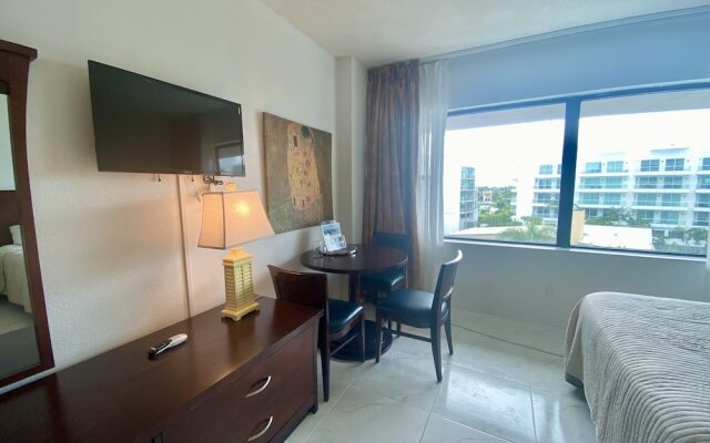 Casablanca by Suarez Condo Hotels