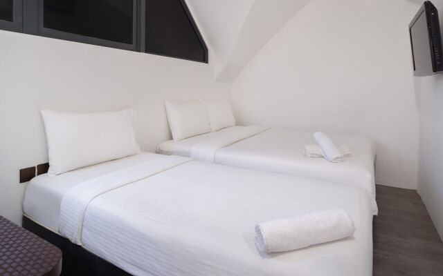 A Hotel Dickson