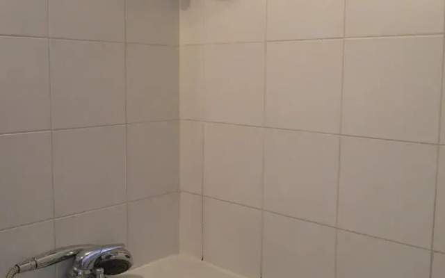 One Separated Bedroom Saint Sebastien