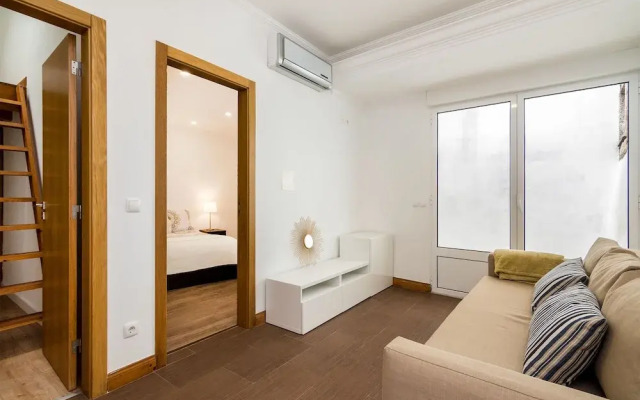 Alfama Blue By Lu Holidays