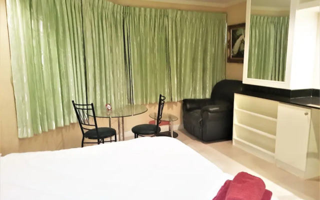 Jomtien Thip Condotel