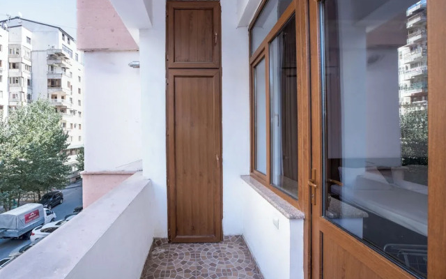 Stay Inn on Yekmalyan St
