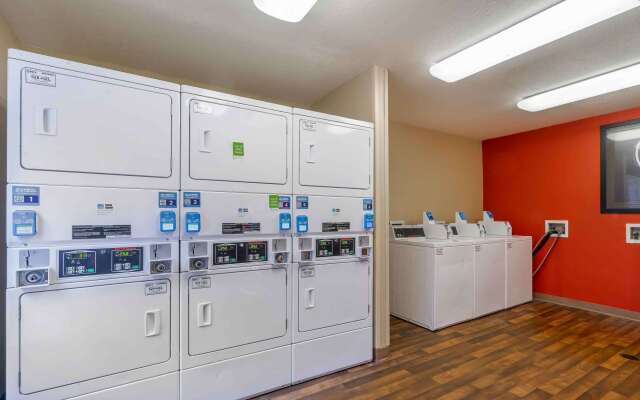 Extended Stay America Select Suites Tampa Brandon