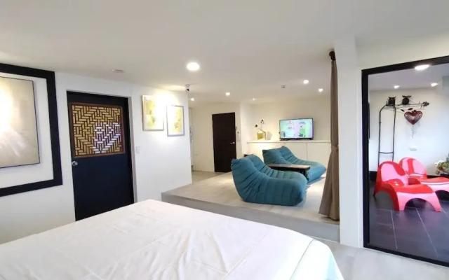 Windsor's Sunlight Han-Guan