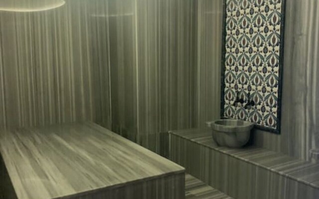 Modern Studio Apartment Near Mall of Istanbul